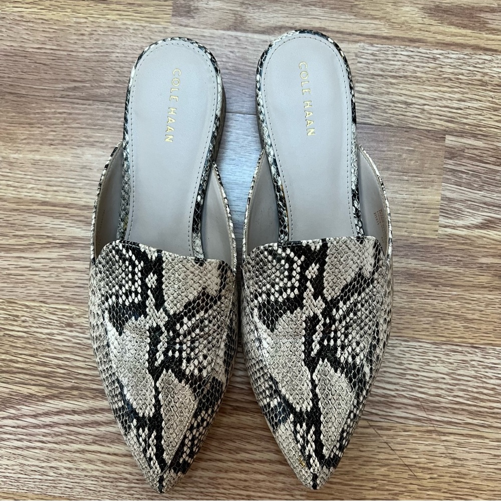 Cole Haan Piper Mules Size 8.5 black and white snakeskin